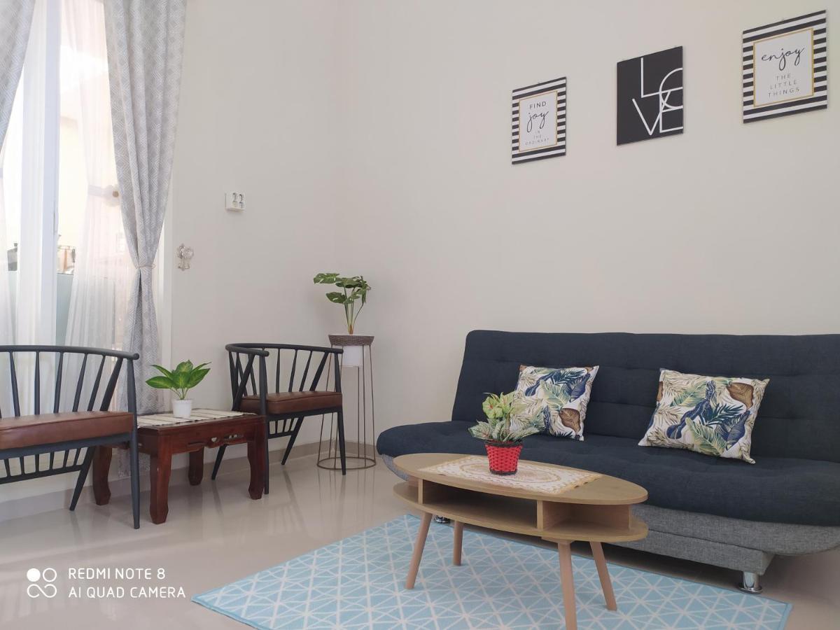 Alysahouse - 2 Bedrooms, Dekat Jtp3 Batu  Kültér fotó